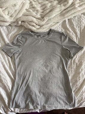 Amazon Men's Short Sleeve Crew Neck T-Shirt - Light Gray